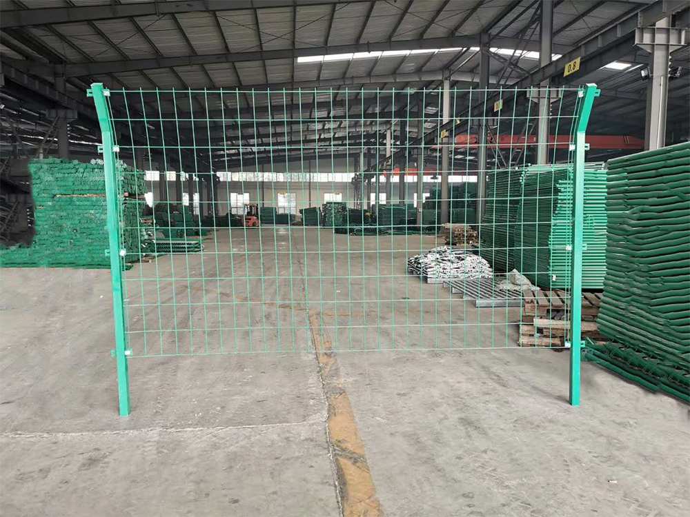 雙邊絲護欄網2